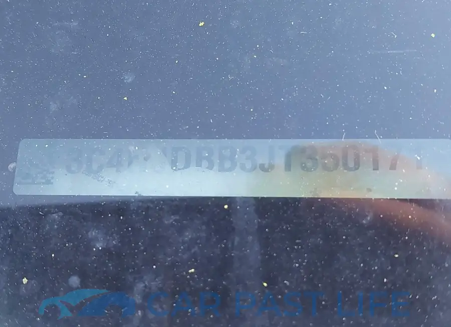3C4NJDBB3JT350171# 9