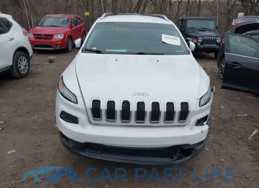 1C4PJMCB2GW317625# 12