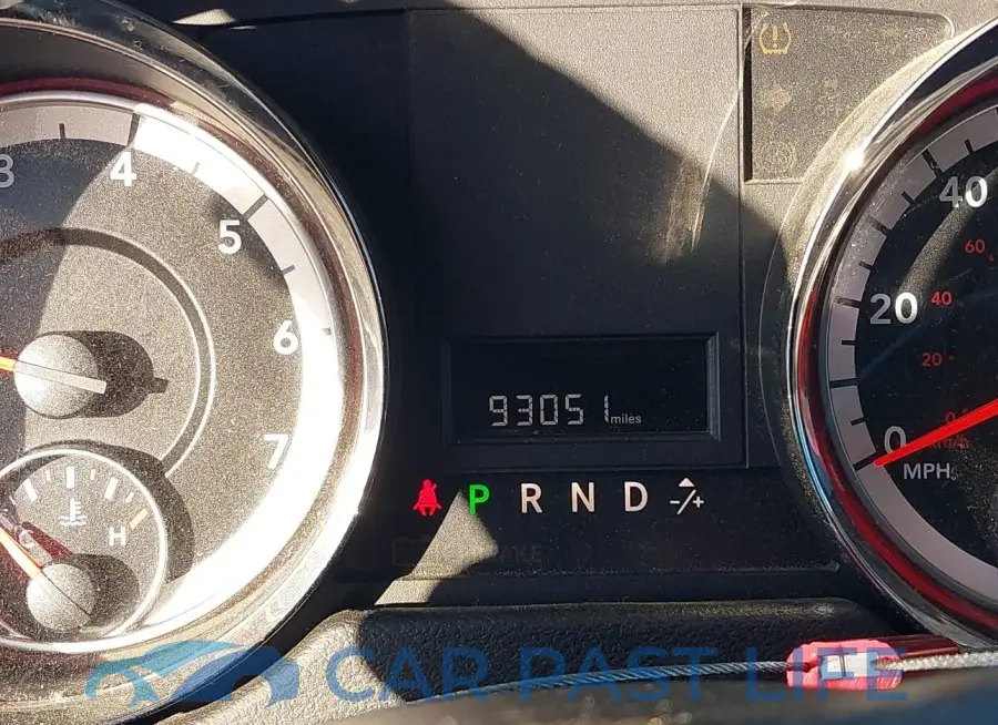 2C4RDGBG3JR308916# 15