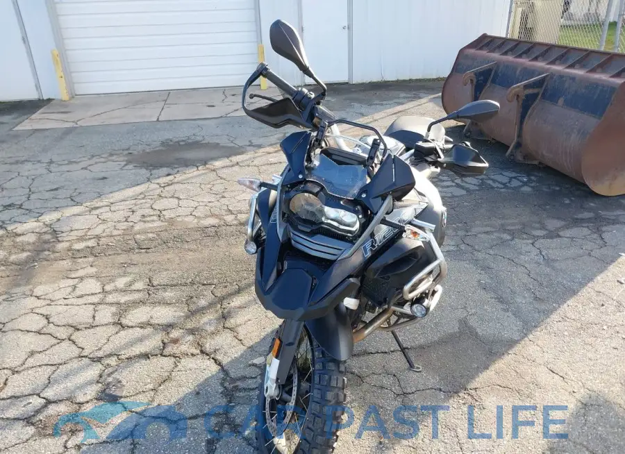 WB10A1200JZ899355# 5