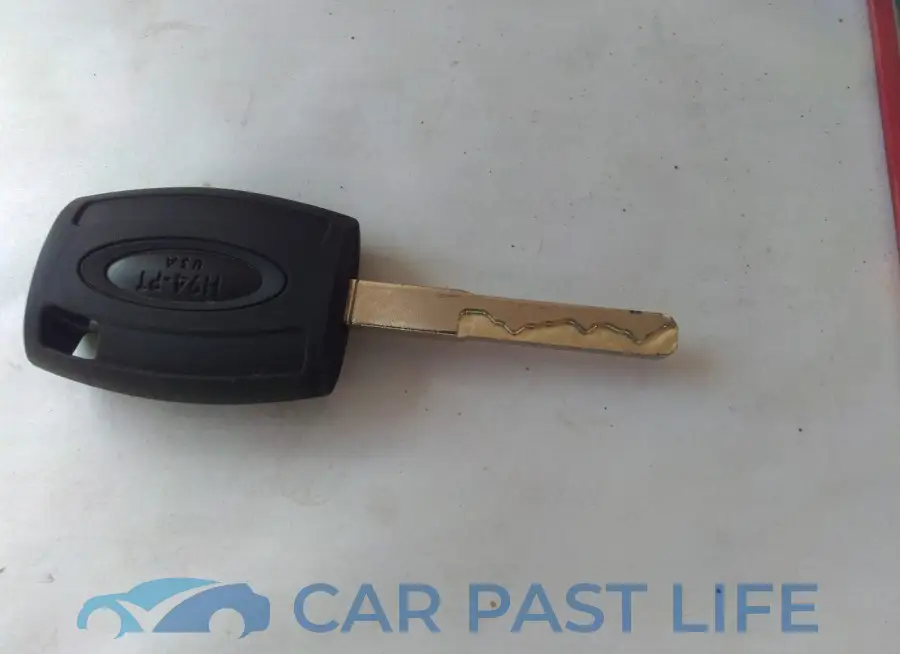 1FADP3F24EL208384# 11