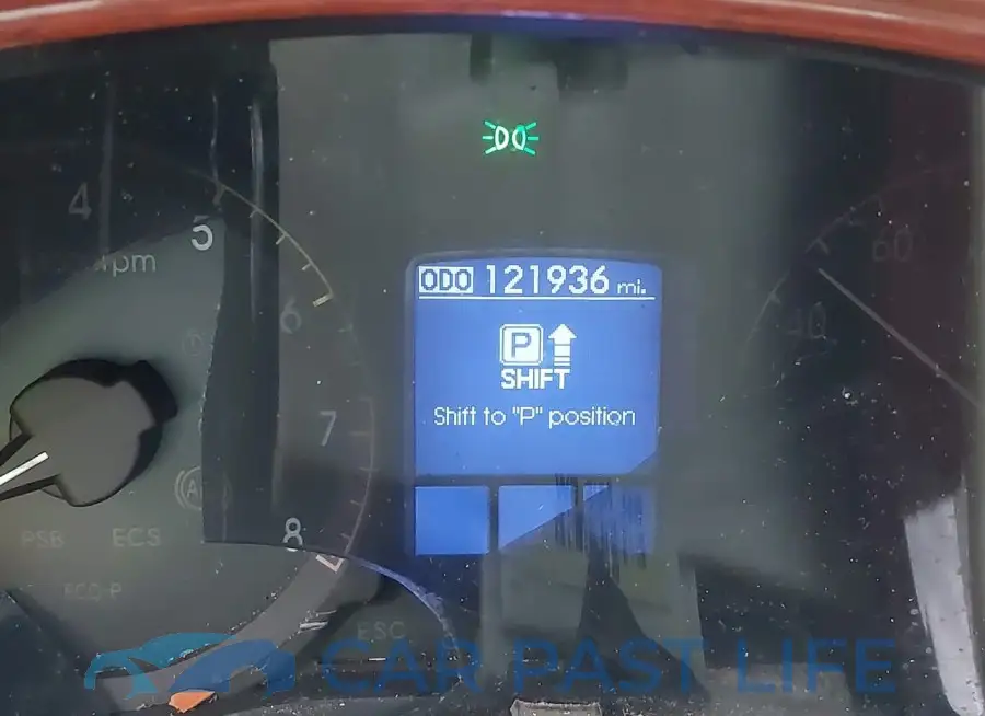 KMHGC4DD2EU262799# 7