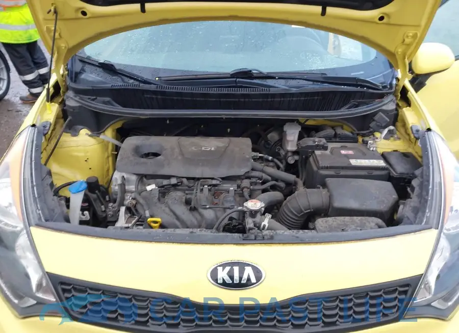 KNADM5A38G6676566# 10