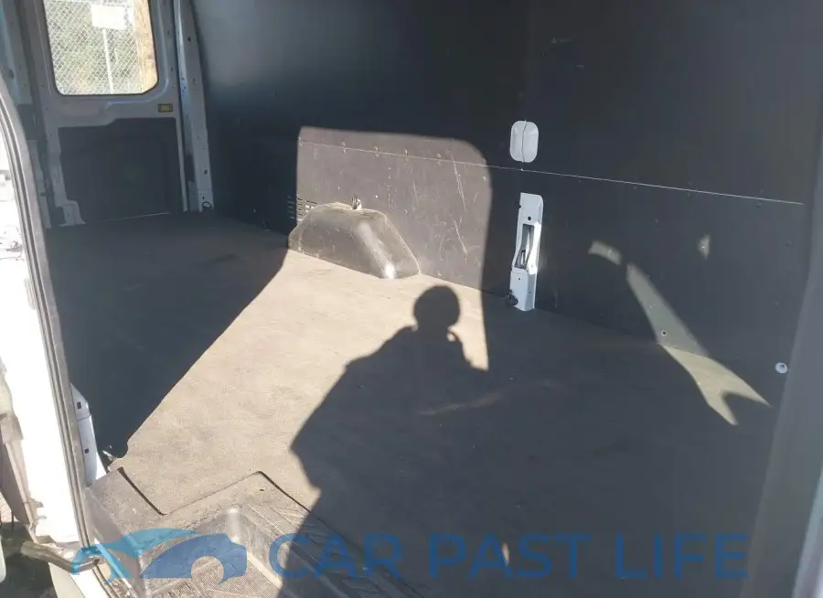 1FTBR3X80LKB60304# 8