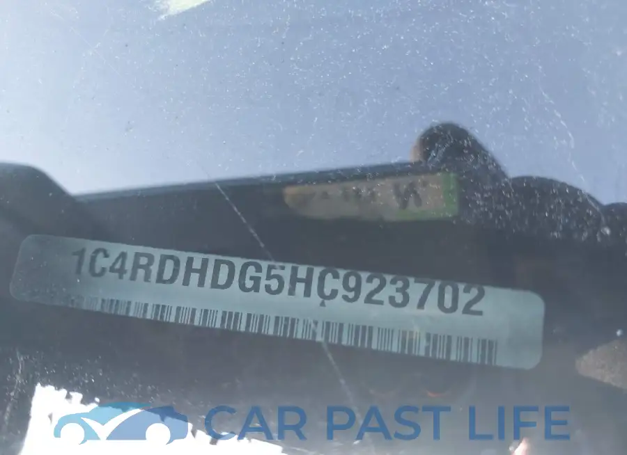 1C4RDHDG5HC923702# 9