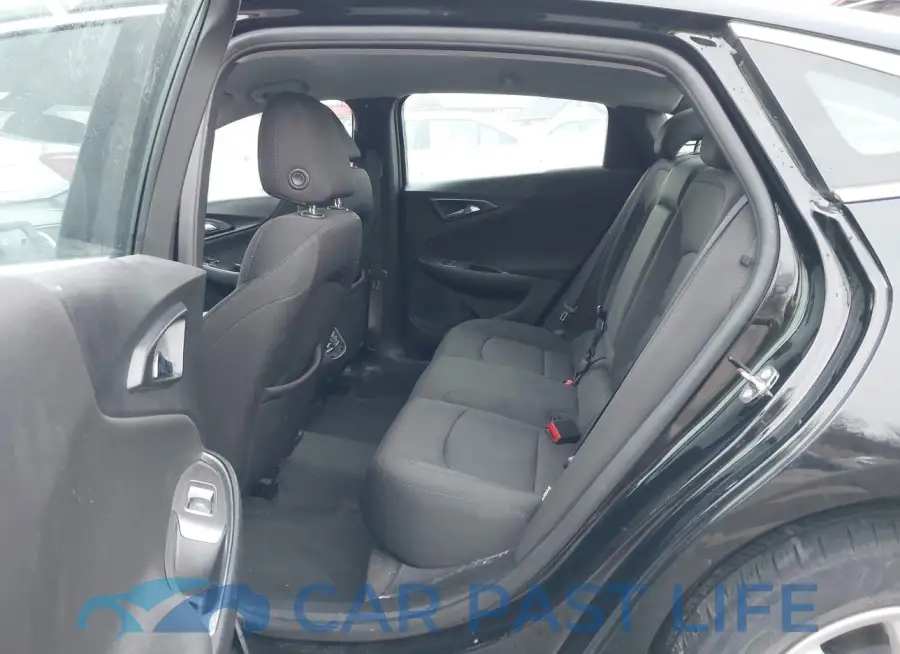 1G1ZD5ST9JF238260# 8