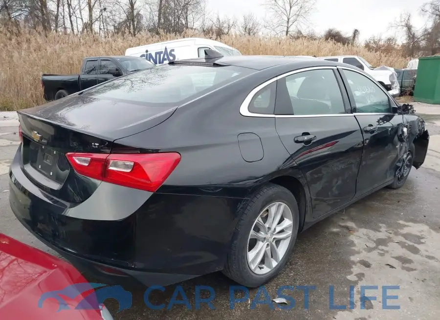 1G1ZD5ST9JF238260# 4