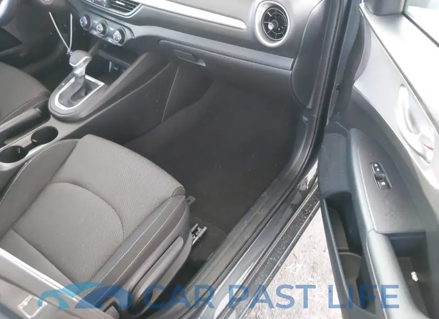 3KPF24AD1RE701146# 5