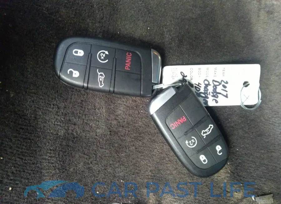 2C3CDXGJ2HH580453# 11
