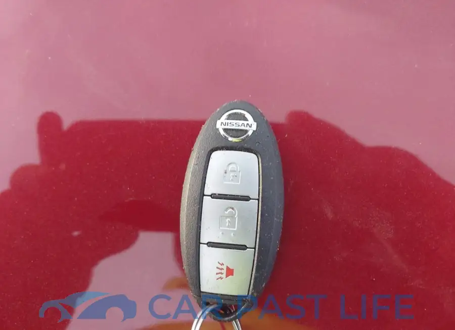 JN1BJ1CR0KW312022# 11