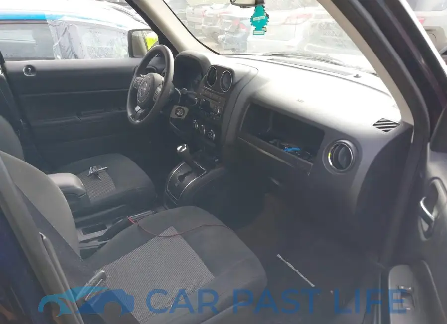 1C4NJPBB8HD153031# 5