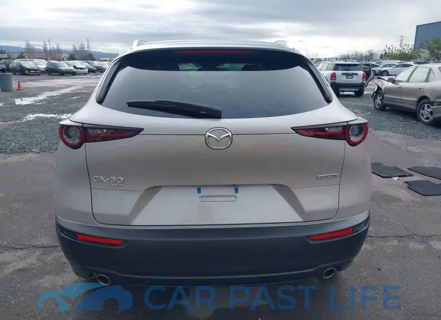 3MVDMBCL7NM425063# 16