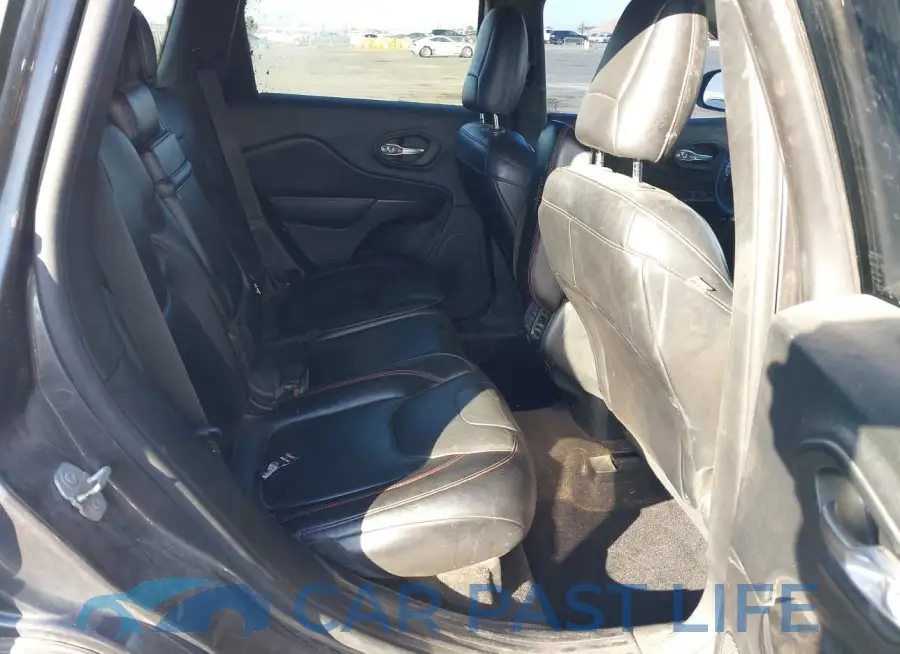 1C4PJMBS7FW571282# 8