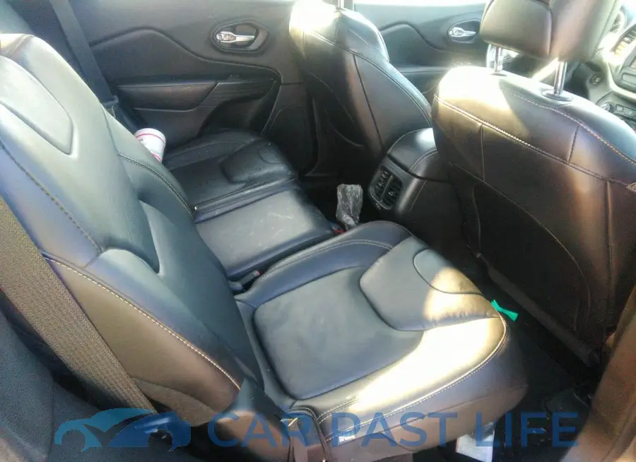 1C4PJMDB9GW323081# 8