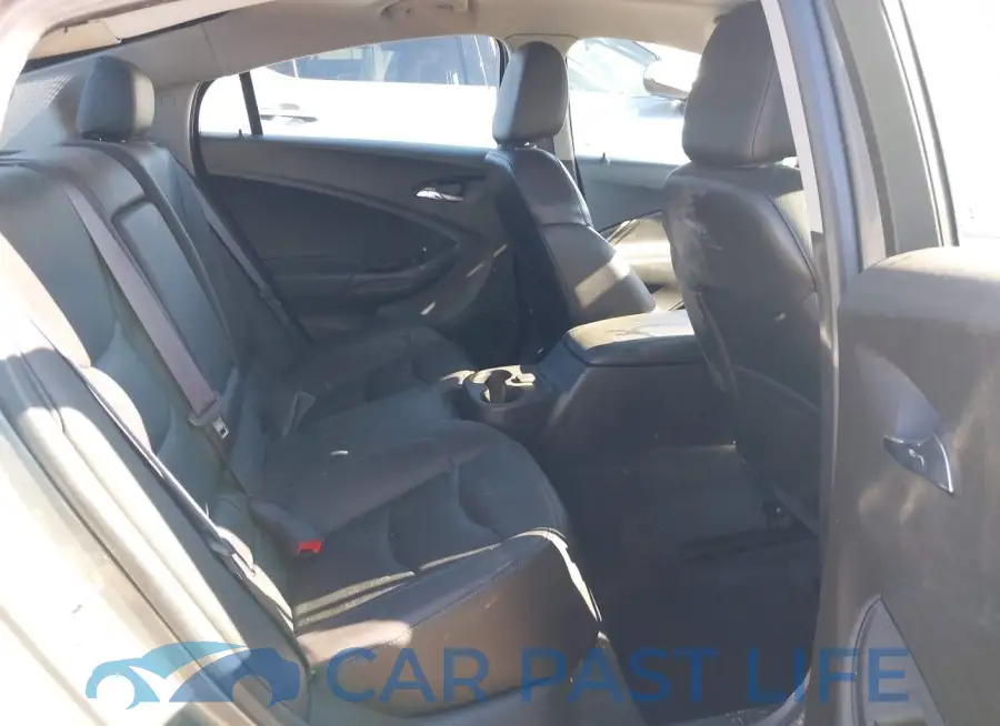 1G1RC6S50HU104589# 8