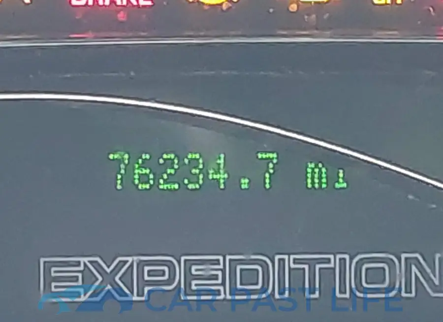 1FMJU2A57EEF11726# 15