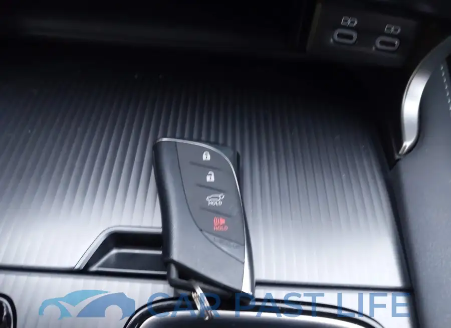 2T2BCMEA6PC009175# 11