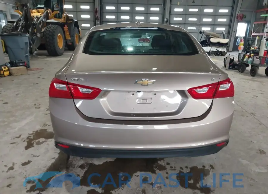 1G1ZD5ST4JF193292# 16