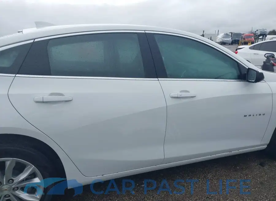 1G1ZD5ST5RF132125# 13