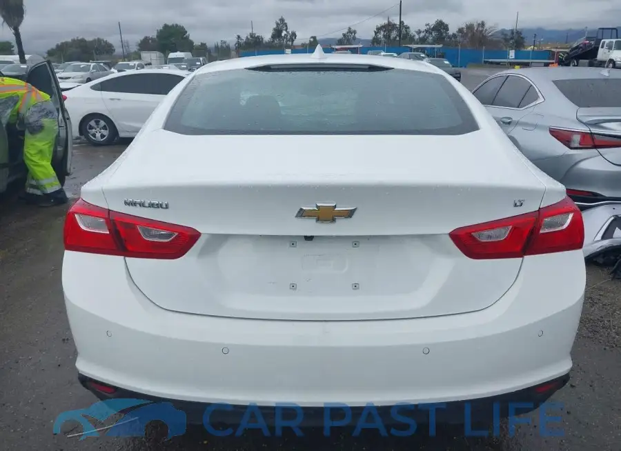 1G1ZD5ST5RF132125# 16