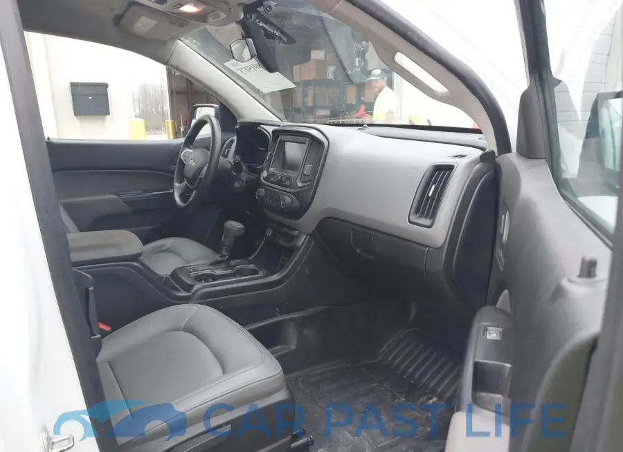 1GCHSBEA7J1328182# 5