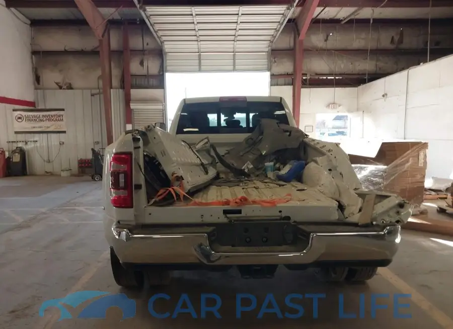 3C63RRGL9LG105621# 8
