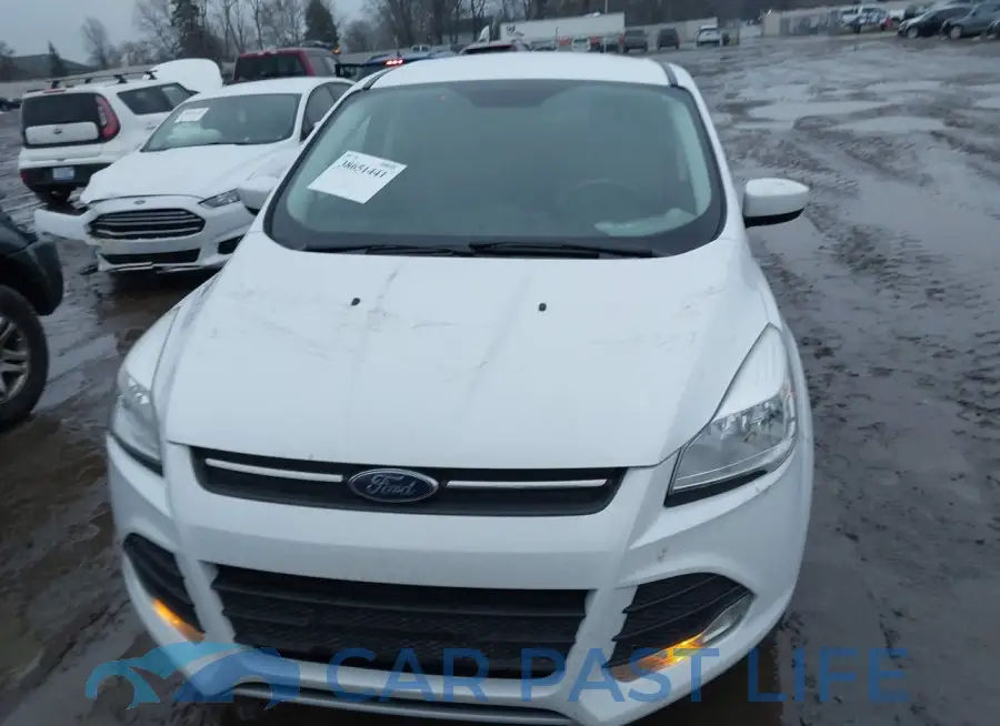 1FMCU0GX7GUA37615# 11