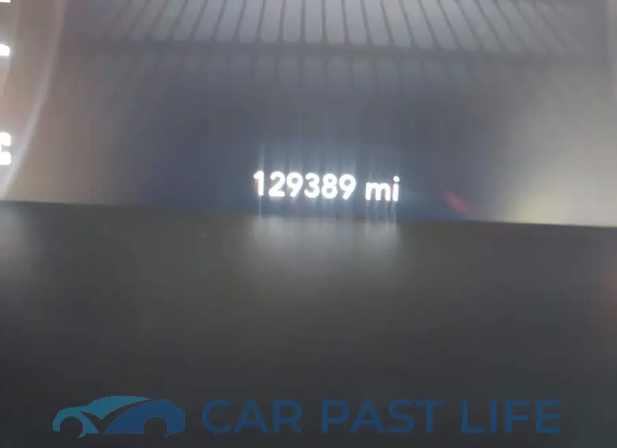 2C3CDZAG8GH202211# 15