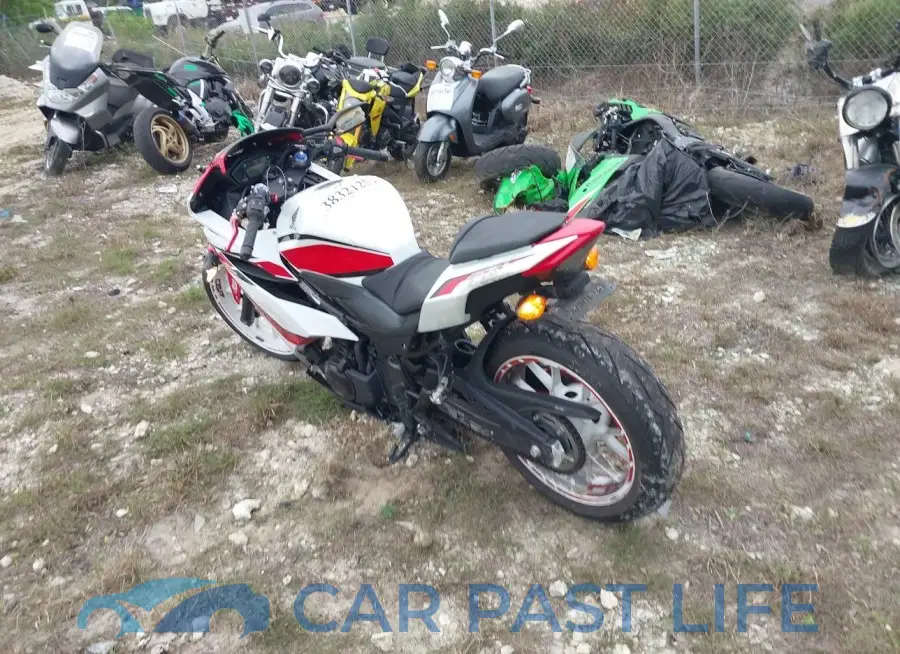 MLHPC441XJ5500023# 3