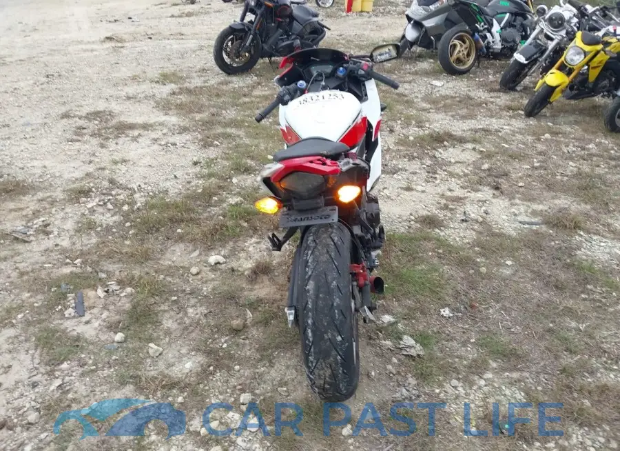 MLHPC441XJ5500023# 6