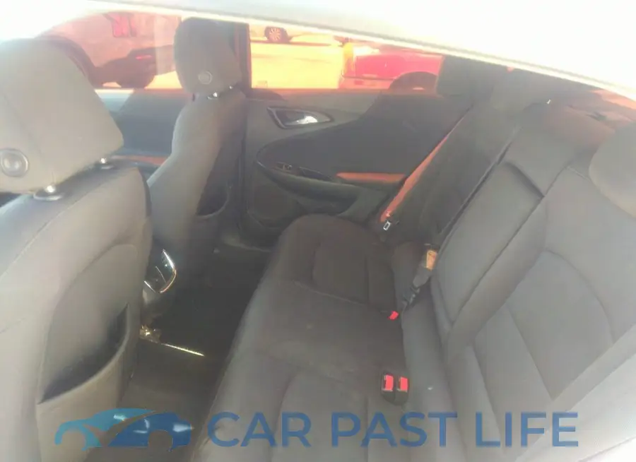1G1ZD5ST5JF290128# 8