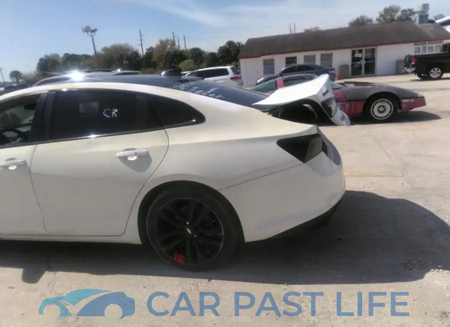 1G1ZD5ST5JF290128# 6