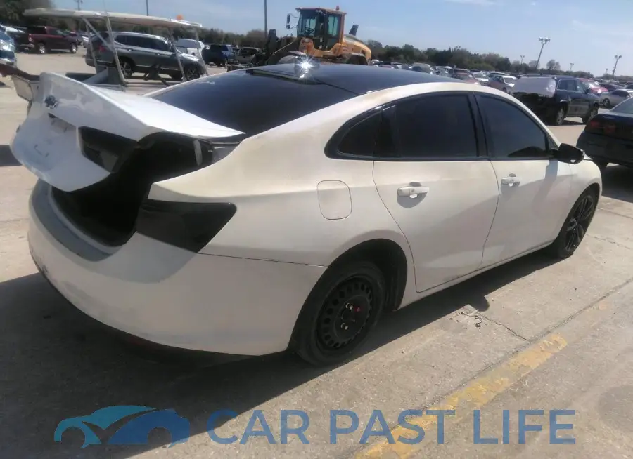 1G1ZD5ST5JF290128# 4