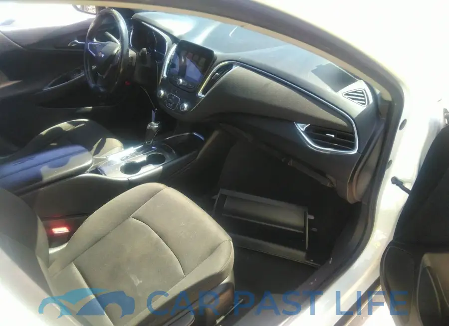 1G1ZD5ST5JF290128# 5
