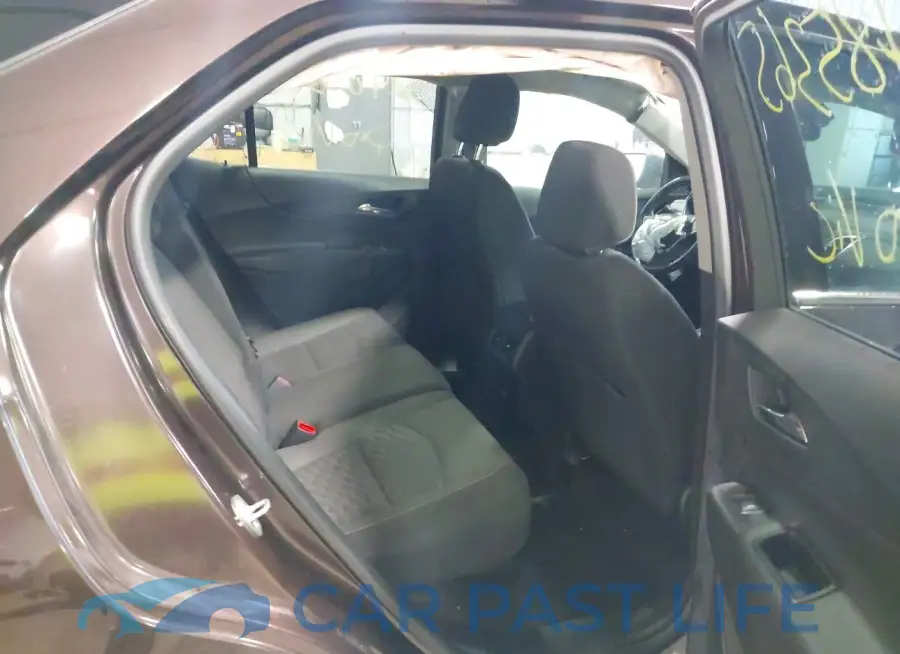 2GNAXUEV7L6230956# 8