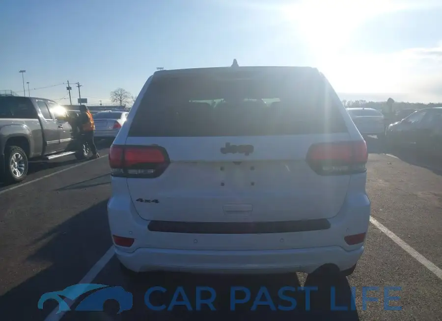 1C4RJFAG2JC350040# 16
