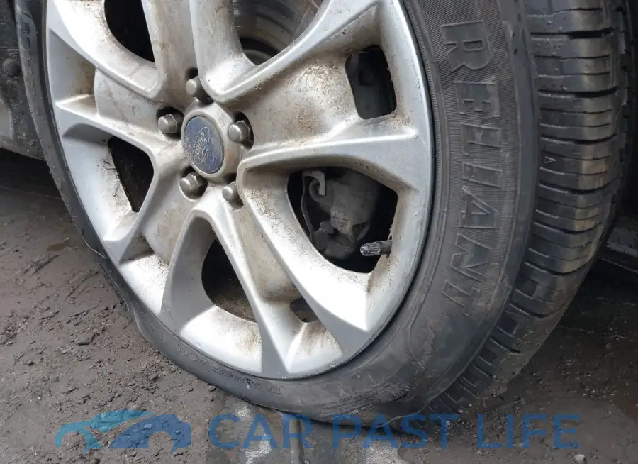 1FMCU9J96EUB28015# 12