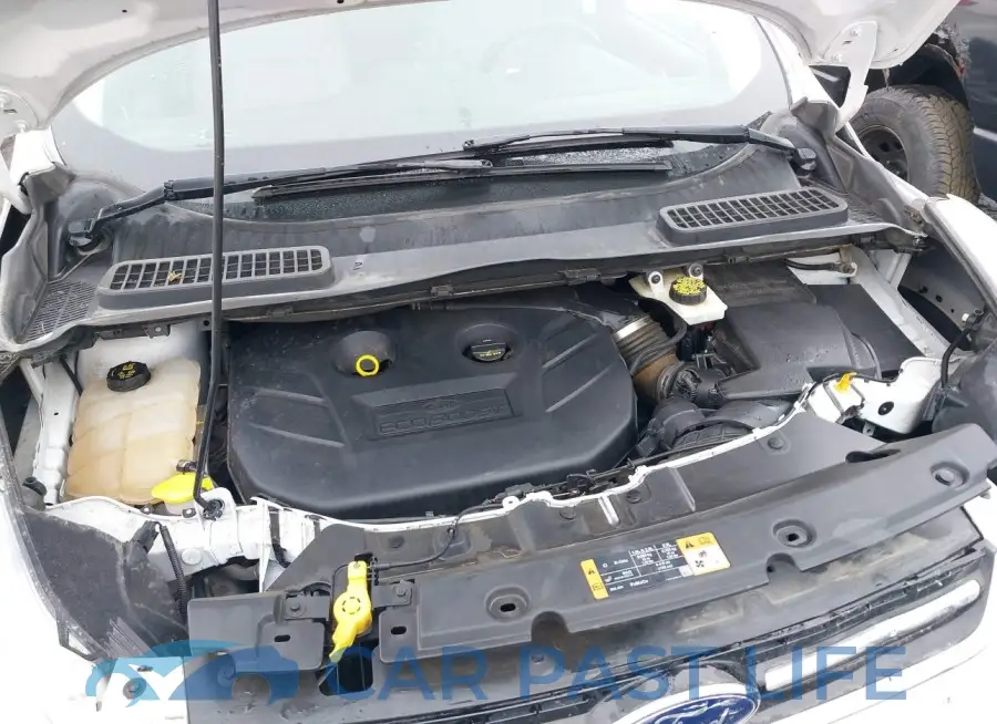 1FMCU9J96EUB28015# 10