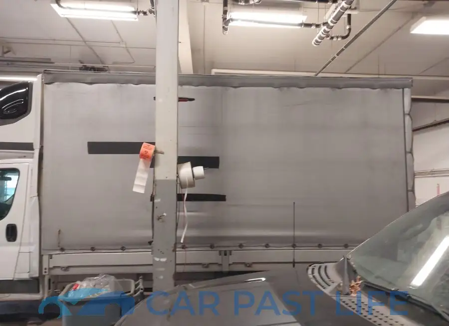 3C7WRVGG5JE134305# 14