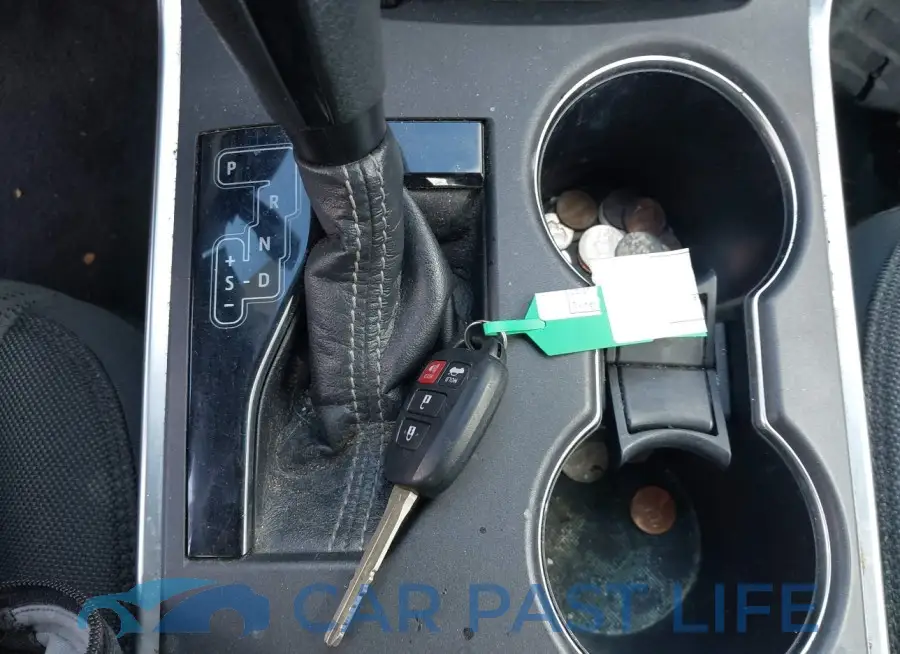 4T4BF1FK5GR565757# 11