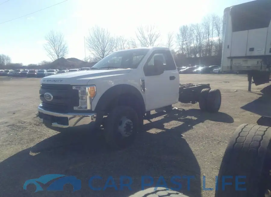 1FDUF5GY2HED72099# 2