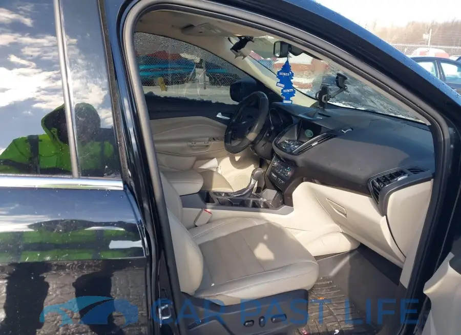 1FMCU9J93HUD33215# 5