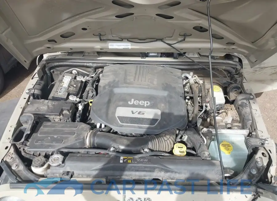 1C4BJWDG7JL810712# 10