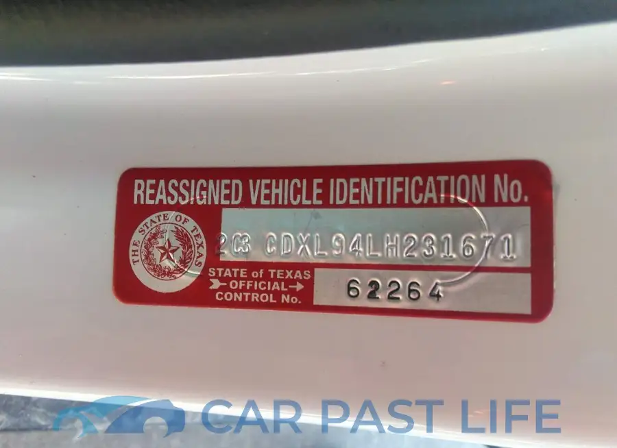 2C3CDXL94LH231671# 9
