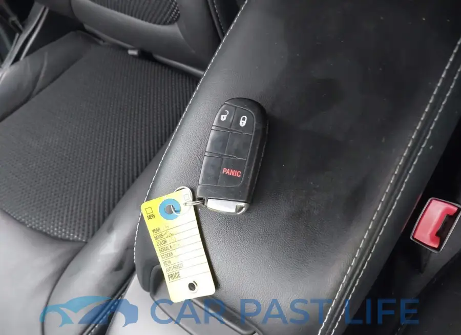 3C4PDCGB8FT698607# 11