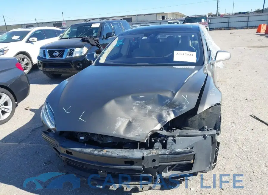 5YJSA1E2XFF109498# 13