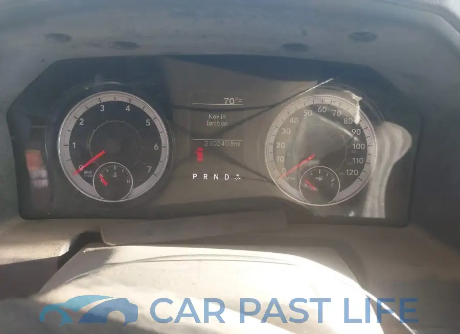 3C6JR6DG7GG311894# 7