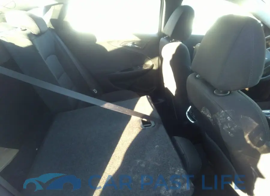 1G1ZD5ST4JF200645# 8