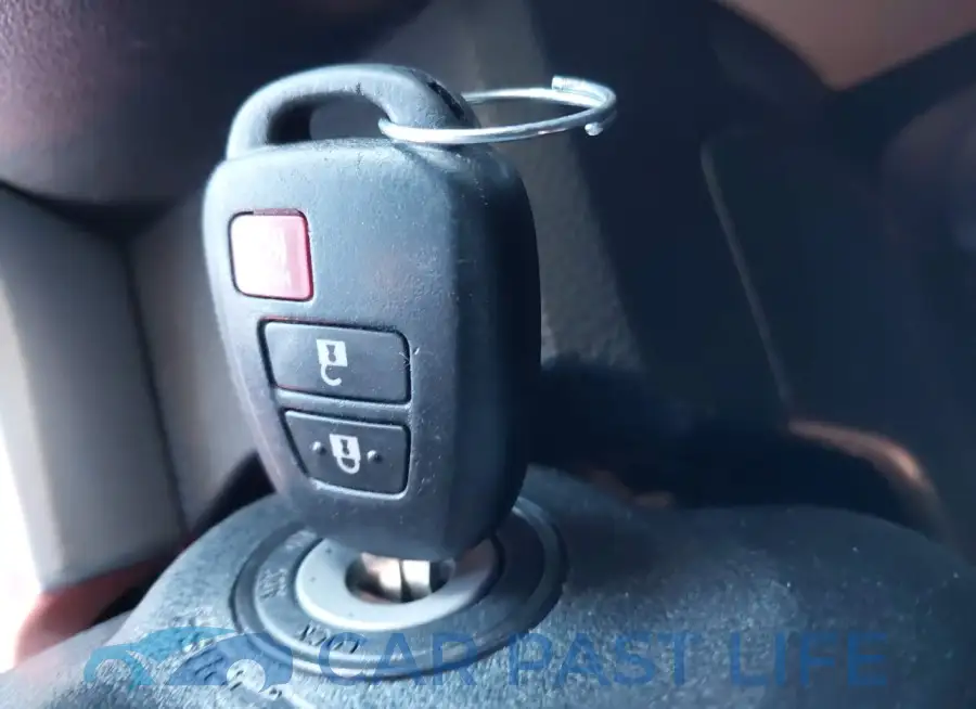 2T3BFREV0FW349079# 11