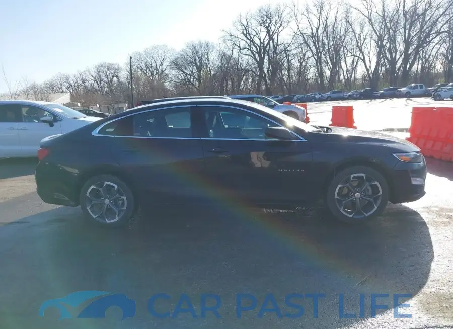 1G1ZD5ST2PF214987# 13